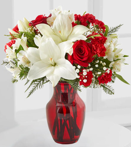 Holiday Season Deluxe Bouquet